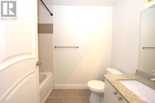 4004 - 16 Harbour Street, Toronto, ON - Indoor Photo Showing Bathroom