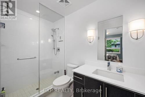 B107 - 271 Sea Ray Avenue, Innisfil, ON - Indoor Photo Showing Bathroom