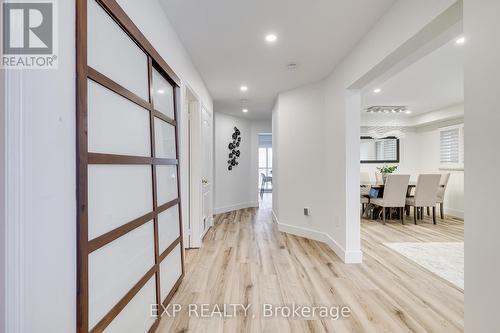 6571 Alderwood Trail, Mississauga, ON - Indoor Photo Showing Other Room