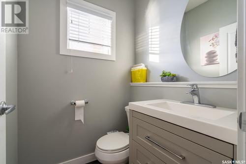 4625 James Hill Road, Regina, SK - Indoor Photo Showing Bathroom