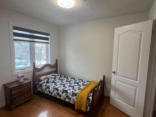 3054 Caulfield Crescent, Mississauga, ON - Indoor Photo Showing Bedroom