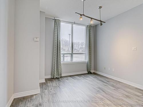 101-2772 Keele St, Toronto, ON - Indoor Photo Showing Other Room