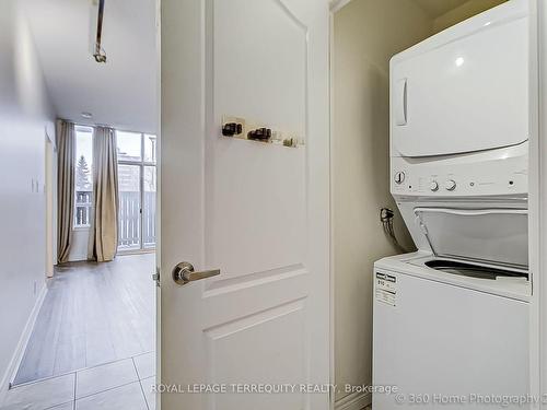 101-2772 Keele St, Toronto, ON - Indoor Photo Showing Laundry Room