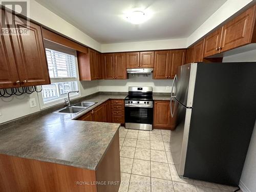 44 Livia Herman Way, Barrie, ON - Indoor Photo Showing Kitchen With Double Sink