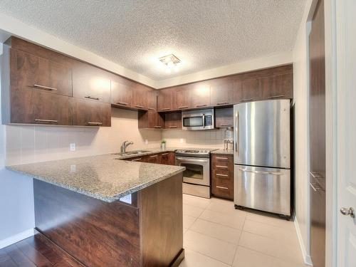 Kitchen - 1304-15 Boul. La Fayette, Longueuil (Le Vieux-Longueuil), QC - Indoor Photo Showing Kitchen