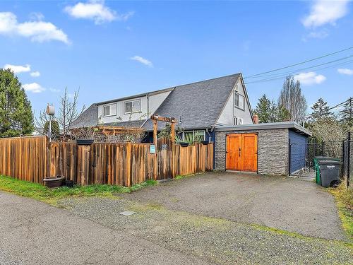 1720 Mckenzie Ave, Saanich, BC 