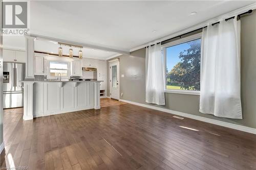 58 Devonshire Avenue, Tillsonburg, ON - Indoor Photo Showing Kitchen