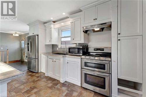 58 Devonshire Avenue, Tillsonburg, ON - Indoor Photo Showing Kitchen With Stainless Steel Kitchen