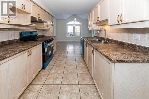 460 Cache Bay Crescent, Ottawa, ON - Indoor Photo Showing Kitchen With Double Sink