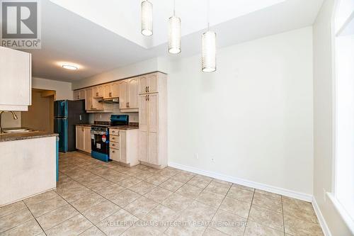 460 Cache Bay Crescent, Ottawa, ON - Indoor Photo Showing Kitchen