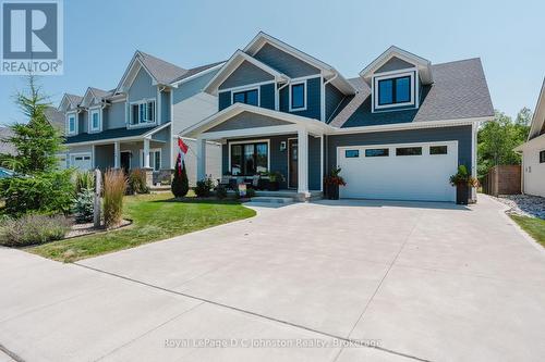 266 Mcnabb Street, Saugeen Shores, ON - Outdoor With Facade