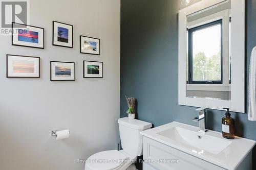 266 Mcnabb Street, Saugeen Shores, ON - Indoor Photo Showing Bathroom