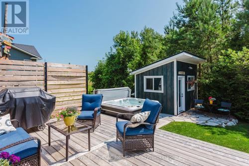 266 Mcnabb Street, Saugeen Shores, ON - Outdoor With Deck Patio Veranda With Exterior