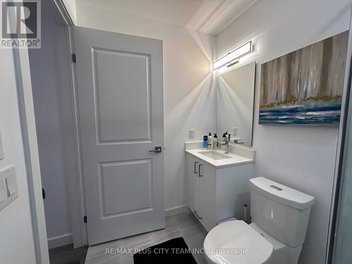 208 - 7549 Kalar Road, Niagara Falls, ON - Indoor Photo Showing Bathroom