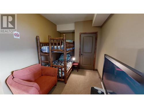 7495 Columbia Avenue Unit# 1101, Radium Hot Springs, BC - Indoor