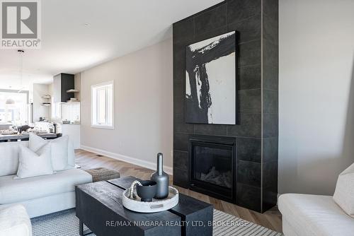 63 Homestead Drive, Niagara-On-The-Lake (108 - Virgil), ON - Indoor Photo Showing Living Room With Fireplace