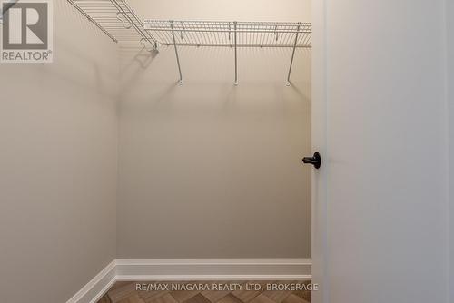 63 Homestead Drive, Niagara-On-The-Lake (108 - Virgil), ON - Indoor With Storage