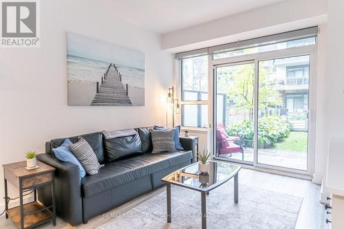 131 - 333 Sea Ray Avenue, Innisfil, ON - Indoor Photo Showing Living Room