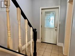 View of tiled entryway - 