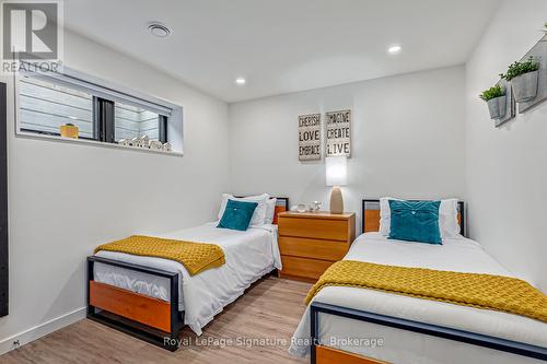 131 Old Highway 26, Meaford, ON - Indoor Photo Showing Bedroom