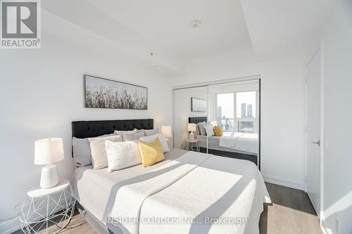 4606 - 181 Dundas Street E, Toronto, ON - Indoor Photo Showing Bedroom