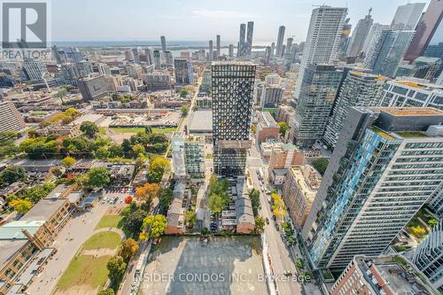 4606 - 181 Dundas Street E, Toronto, ON - Outdoor With View