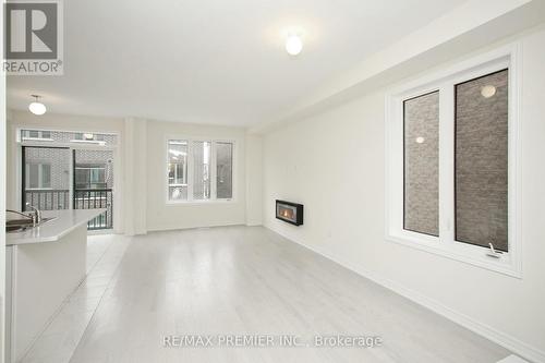 81 Kinloss Street, Vaughan, ON - Indoor Photo Showing Other Room