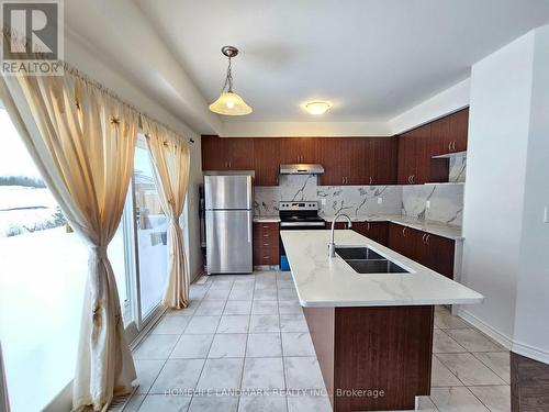 20 Sandhill Crane Drive, Wasaga Beach, ON - Indoor Photo Showing Kitchen With Double Sink