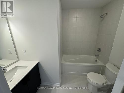 140 - 155 Equestrian Way, Cambridge, ON - Indoor Photo Showing Bathroom