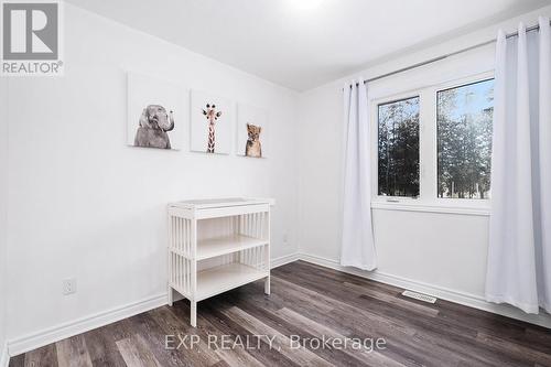 883 Pinery Road, Montague, ON - Indoor Photo Showing Other Room