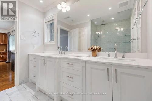 14 Cosmic Drive, Toronto, ON - Indoor Photo Showing Bathroom