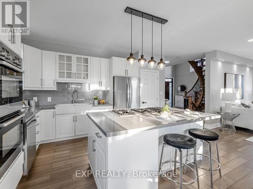 5 Farley Circle, Georgina, ON - Indoor Photo Showing Kitchen With Stainless Steel Kitchen With Upgraded Kitchen