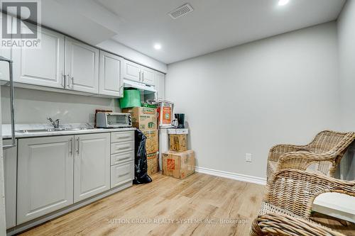 501 Lowe Lane, Milton, ON - Indoor