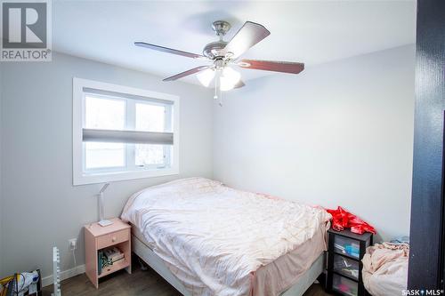 315 Emmeline Road, Saskatoon, SK - Indoor Photo Showing Bedroom