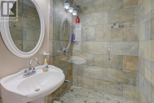 105 Taber Hill Lane W, Rideau Lakes, ON - Indoor Photo Showing Bathroom