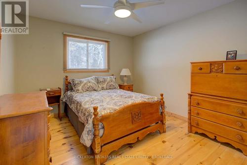 105 Taber Hill Lane W, Rideau Lakes, ON - Indoor Photo Showing Bedroom