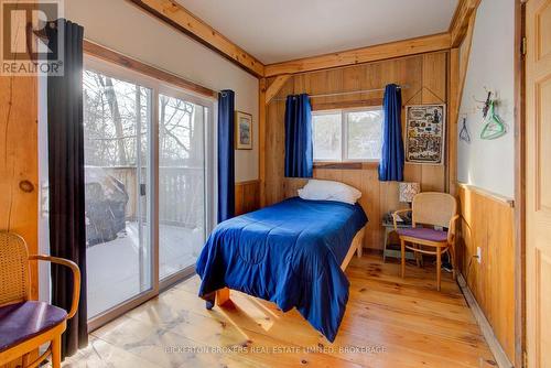 105 Taber Hill Lane W, Rideau Lakes, ON - Indoor Photo Showing Bedroom