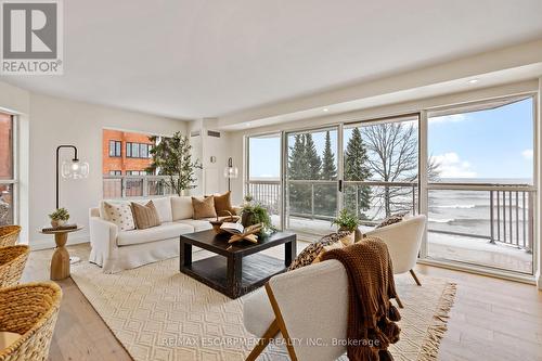 202 - 2210 Lakeshore Road, Burlington, ON - Indoor Photo Showing Living Room