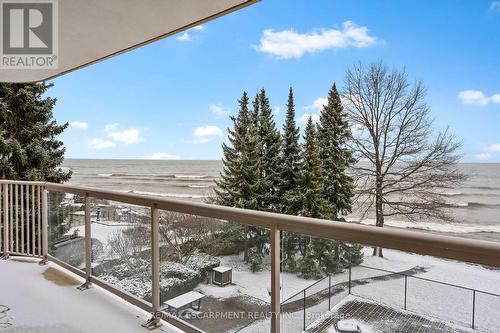 202 - 2210 Lakeshore Road, Burlington, ON - Outdoor With View