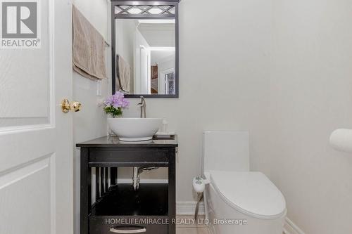 5 Forsyth Crescent, Halton Hills, ON - Indoor Photo Showing Bathroom