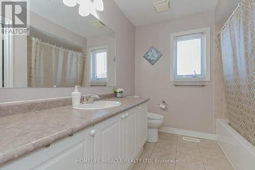 5 Forsyth Crescent, Halton Hills, ON - Indoor Photo Showing Bathroom