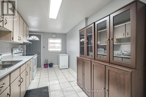 11 Bloem Avenue, Toronto, ON - Indoor Photo Showing Kitchen