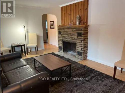 308287 Hockley Road, Mono, ON - Indoor Photo Showing Living Room With Fireplace