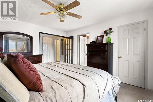 5508 Chester Place, Regina, SK - Indoor Photo Showing Bedroom