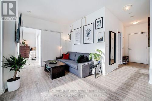 2305 - 352 Front Street, Toronto, ON - Indoor Photo Showing Living Room