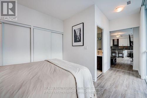 2305 - 352 Front Street, Toronto, ON - Indoor Photo Showing Bathroom