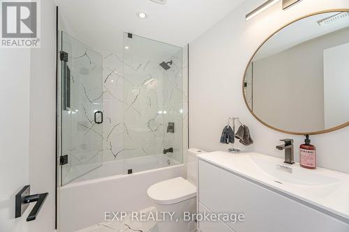 16 Benway Drive, Toronto, ON - Indoor Photo Showing Bathroom