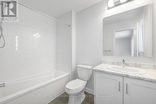 393 Establish Avenue, Ottawa, ON - Indoor Photo Showing Bathroom