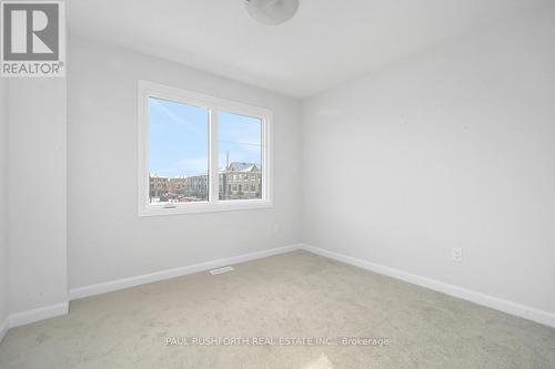 393 Establish Avenue, Ottawa, ON - Indoor Photo Showing Other Room