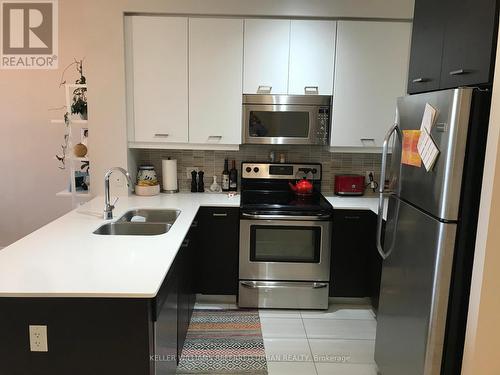 501 - 530 St Clair Avenue W, Toronto, ON - Indoor Photo Showing Kitchen With Stainless Steel Kitchen With Double Sink